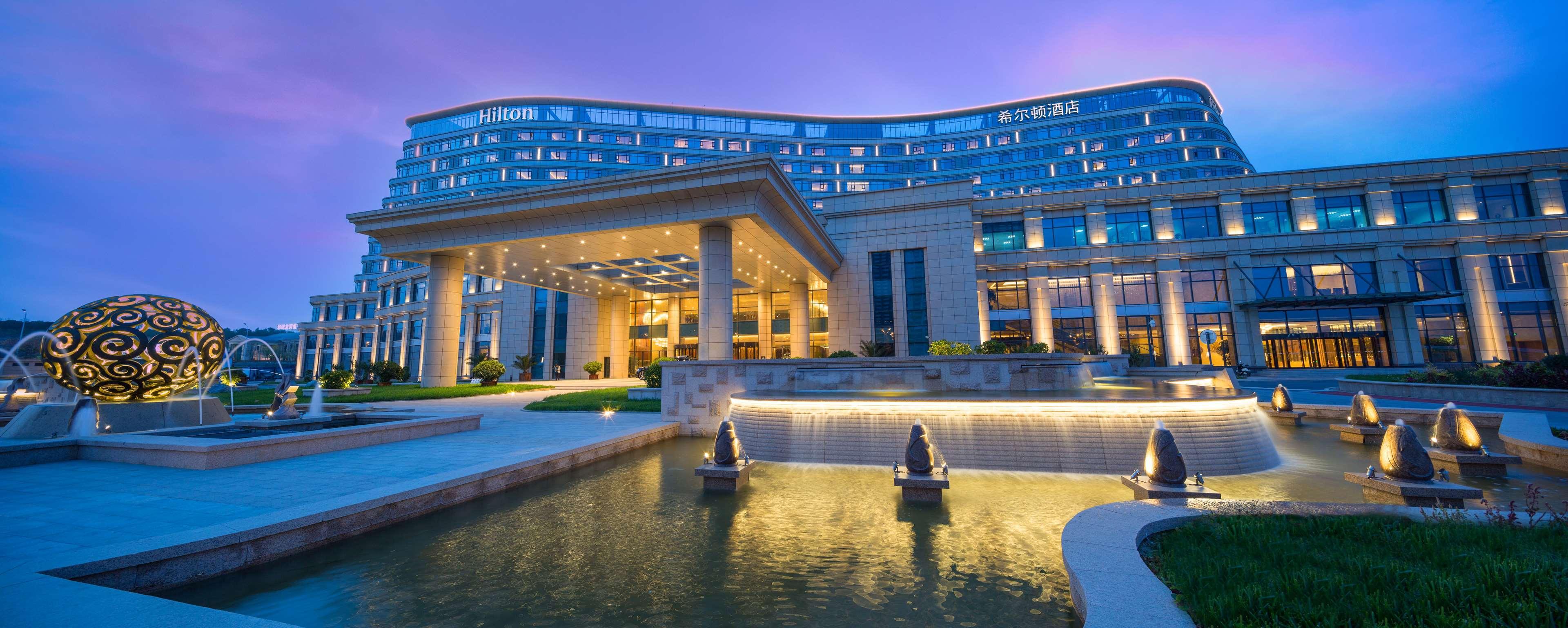 Hilton אורומקי מראה חיצוני תמונה