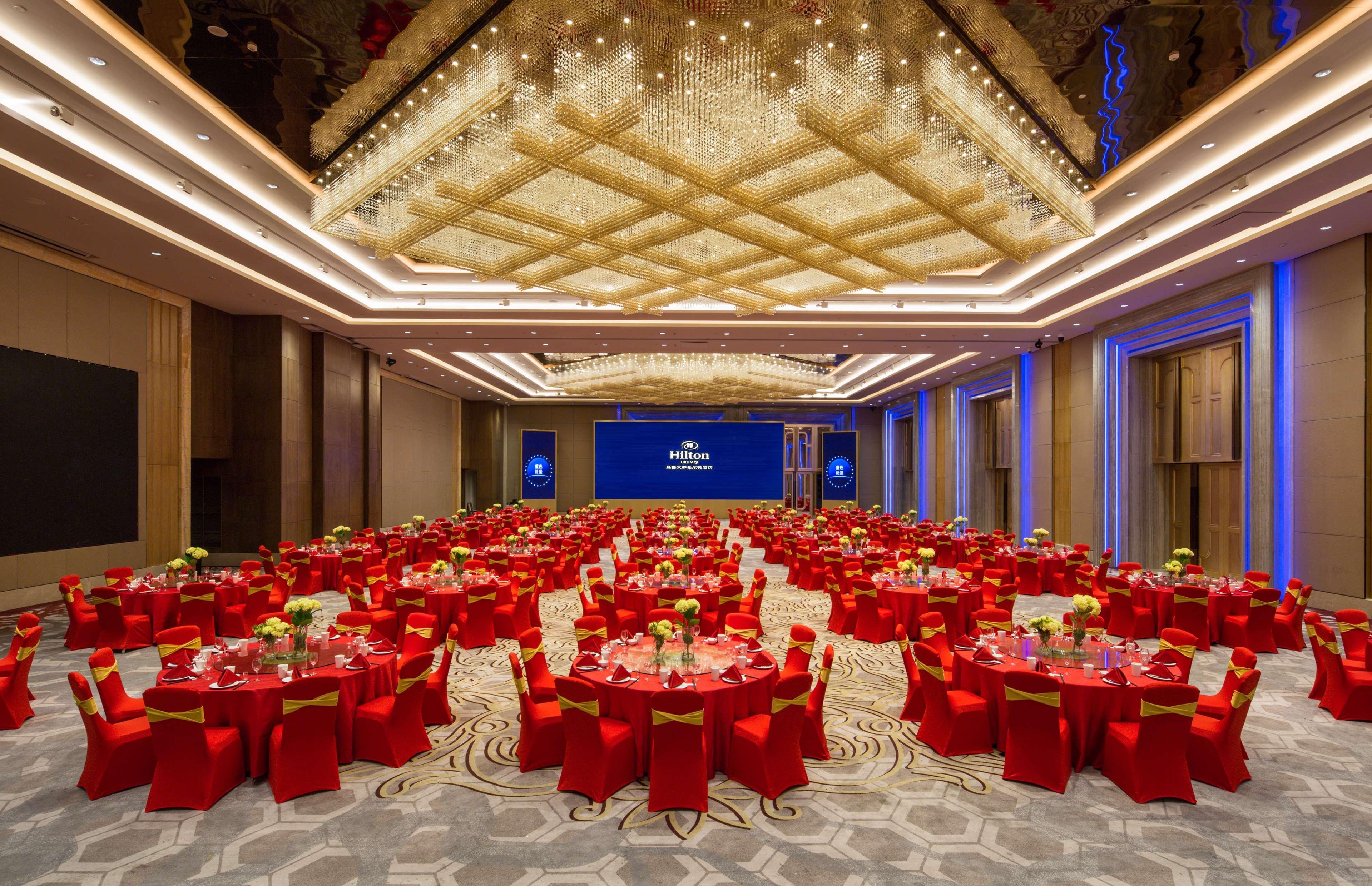 Hilton אורומקי מראה חיצוני תמונה