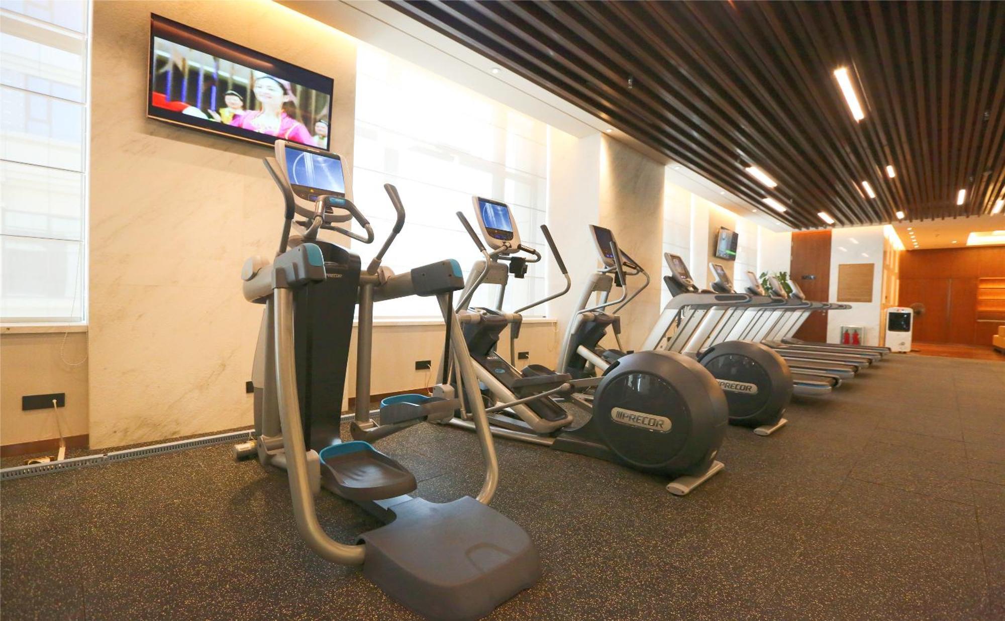 Hilton אורומקי מראה חיצוני תמונה