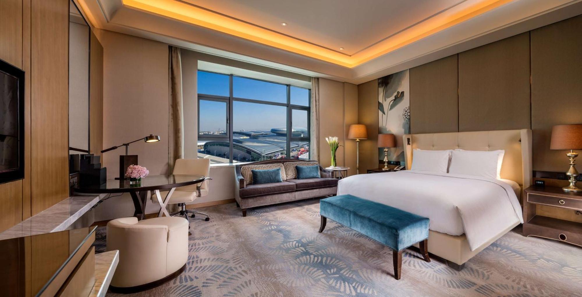 Hilton אורומקי מראה חיצוני תמונה
