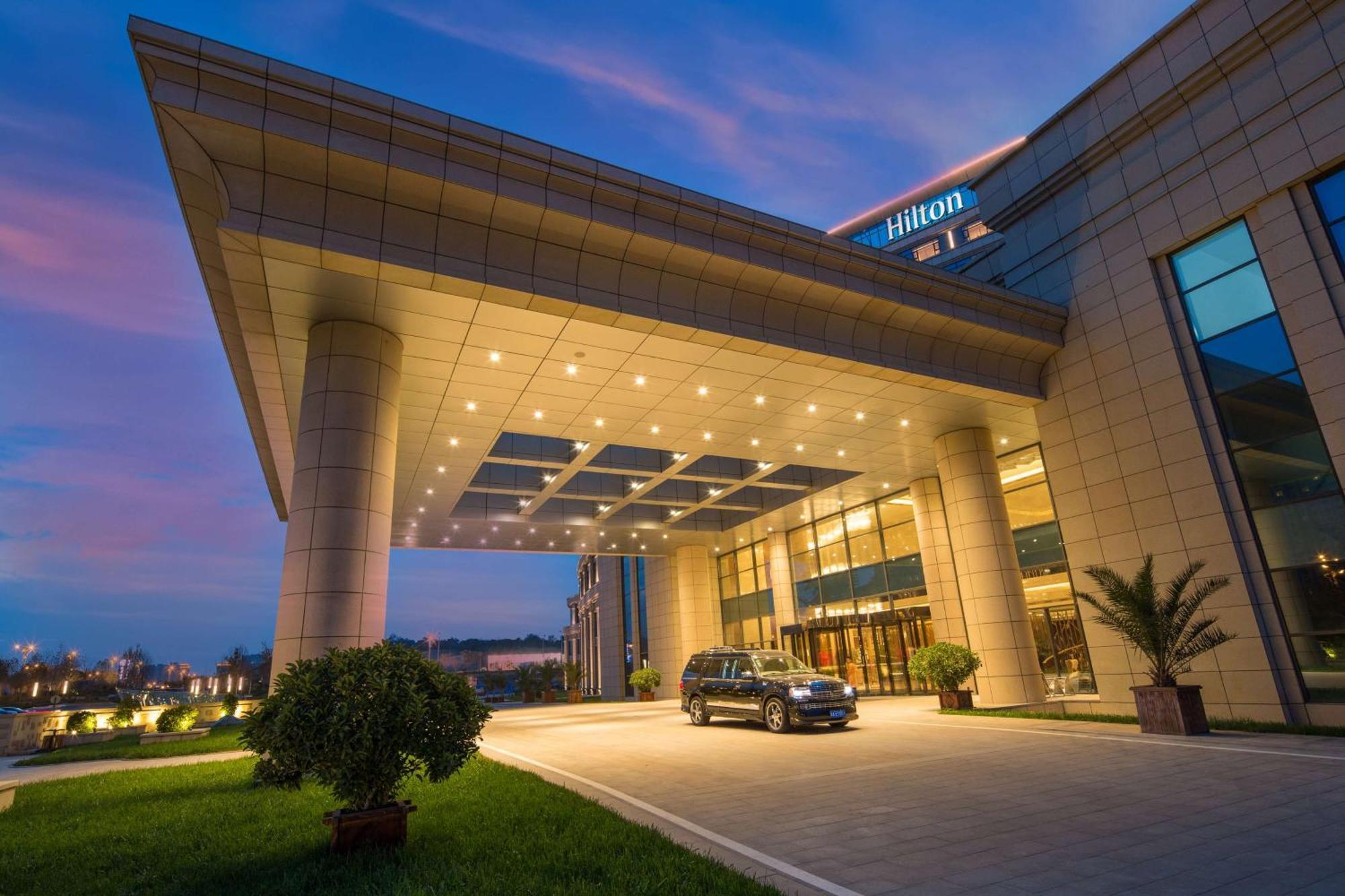 Hilton אורומקי מראה חיצוני תמונה