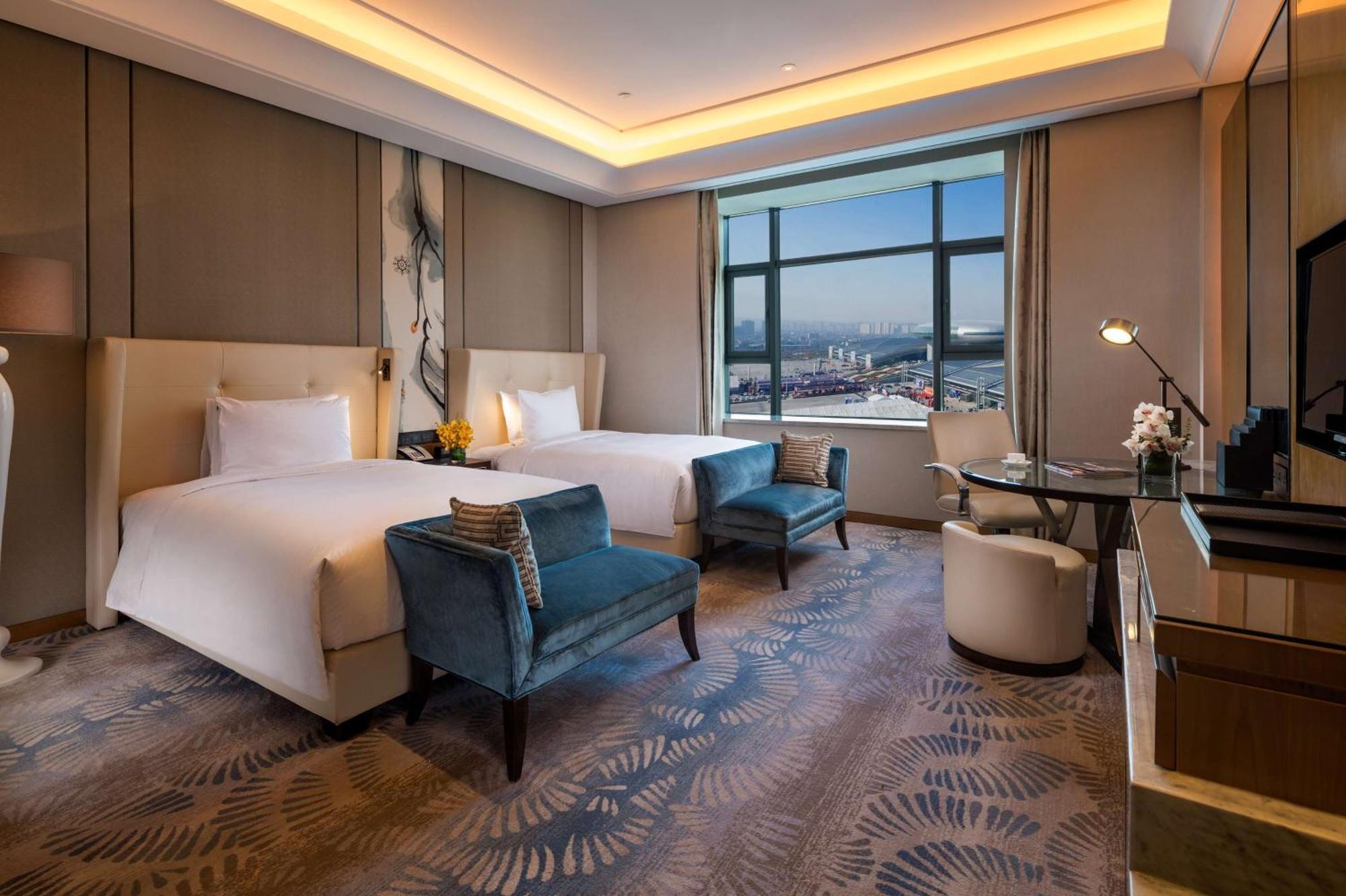 Hilton אורומקי מראה חיצוני תמונה